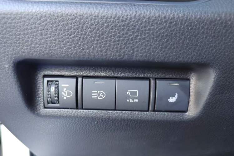 Used Toyota Wildlander 2021 2.0L CVT 4x4 Luxury Edition Interior 1