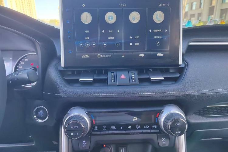 Used Toyota Wildlander 2021 2.0L CVT 4x4 Luxury Edition Interior 4
