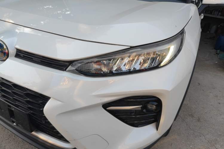 Used Toyota Wildlander 2021 Dual-Motor 2.5L E-CVT Four-Wheel Drive Luxury Edition Left Front Headlight