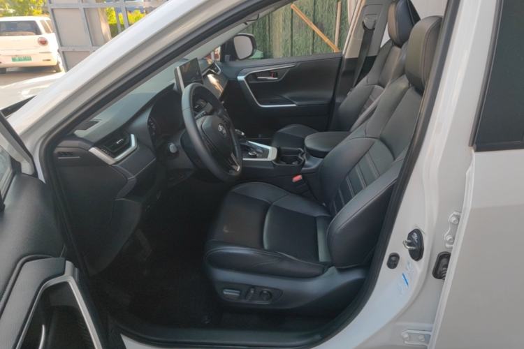 Used Toyota Wildlander 2021 Dual-Motor 2.5L E-CVT Four-Wheel Drive Luxury Edition Left Front Seat