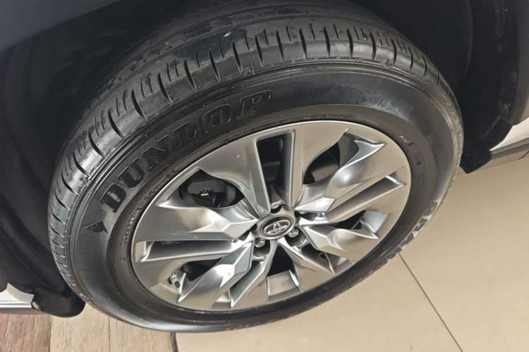 Used Toyota Wildlander 2021 2.0L CVT Two-Wheel Drive Luxury Edition Left Front Wheel Hub