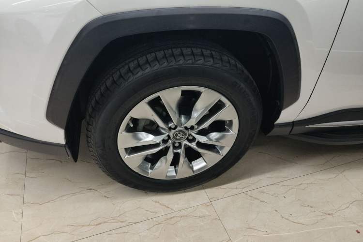 Used Toyota Wildlander 2021 2.0L CVT Two-Wheel Drive Luxury Edition Left Front Wheel Hub