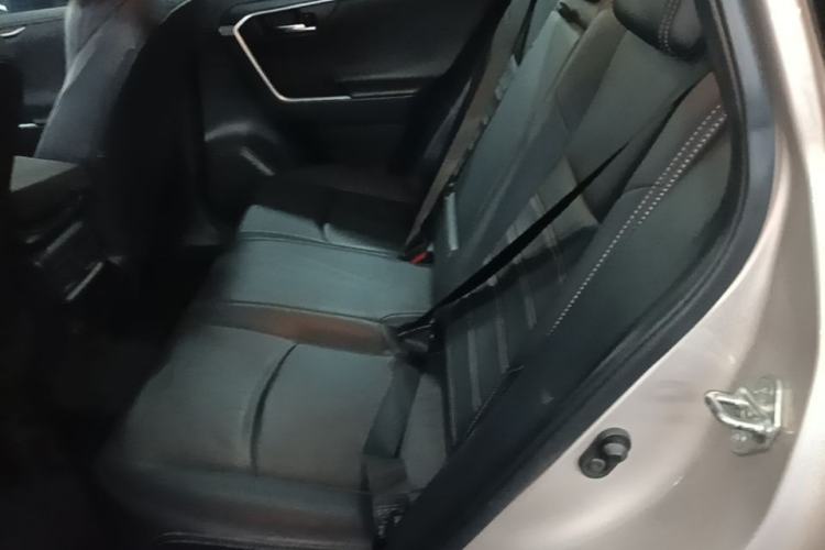 Used Toyota Wildlander 2021 2.0L CVT Two-Wheel Drive Luxury Edition Left Rear Seat