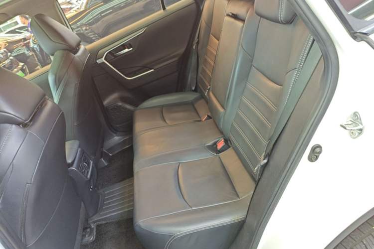Used Toyota Wildlander 2021 2.0L CVT 4x4 Luxury Edition Left Rear Seat