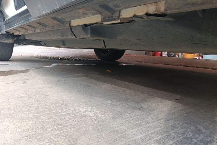 Used Toyota Wildlander 2021 2.0L CVT Two-Wheel Drive Luxury Edition Left Side Sill