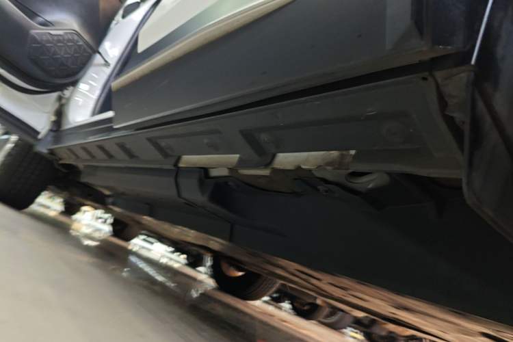 Used Toyota Wildlander 2021 2.0L CVT 4x4 Luxury Edition Left Side Sill