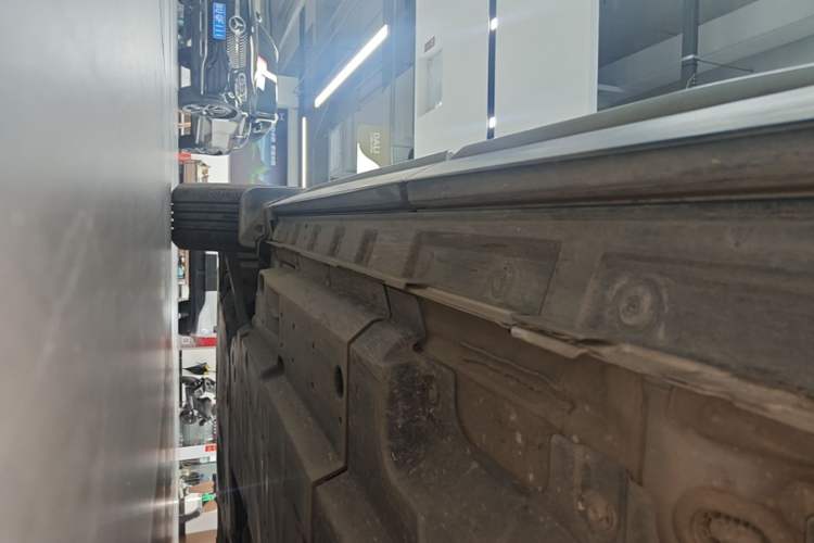 Used Toyota Wildlander 2021 2.0L CVT Two-Wheel Drive Luxury Edition Left Side Sill