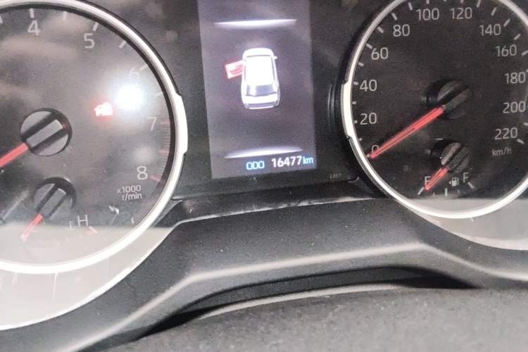 Used Toyota Wildlander 2021 2.0L CVT Two-Wheel Drive Luxury Edition Odometer Close Up