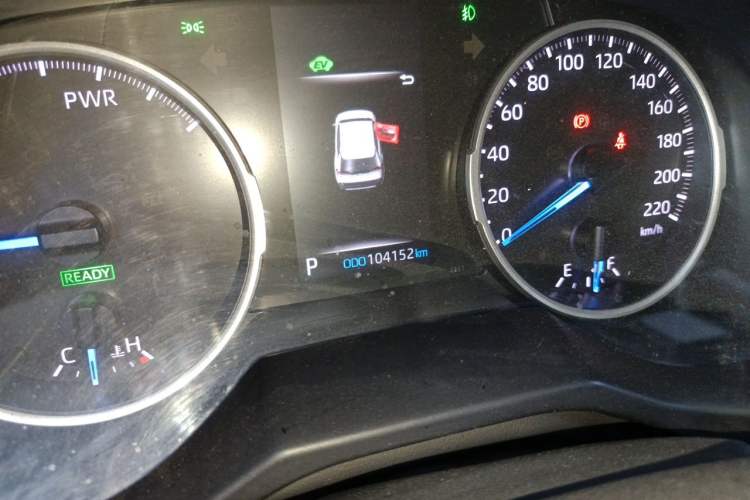 Used Toyota Wildlander 2021 Dual-Motor 2.5L E-CVT Four-Wheel Drive Luxury Edition Odometer Close Up