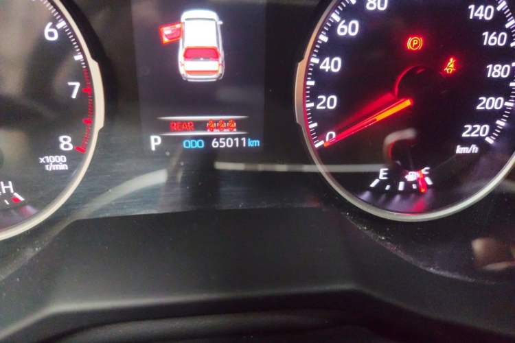 Used Toyota Wildlander 2021 2.0L CVT 4x4 Luxury Edition Odometer Close Up