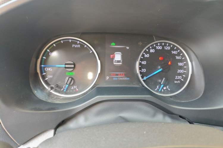 Used Toyota Wildlander 2021 Dual-Engine 2.5L E-CVT Two-Wheel Drive Luxury Edition Odometer Close Up