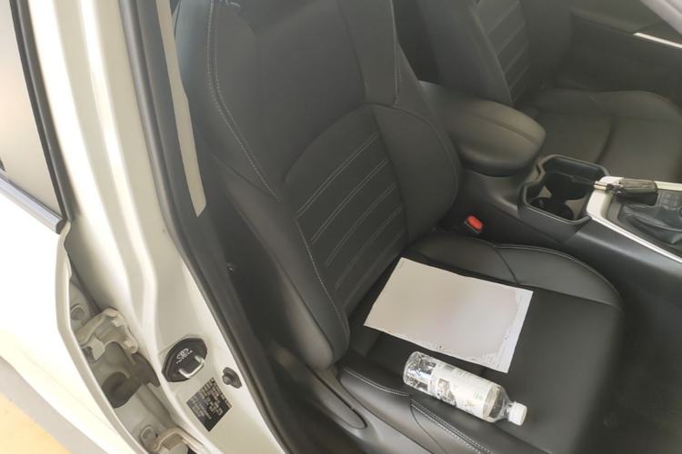 Used Toyota Wildlander 2021 2.0L CVT 4x4 Luxury Edition Right Front Seat