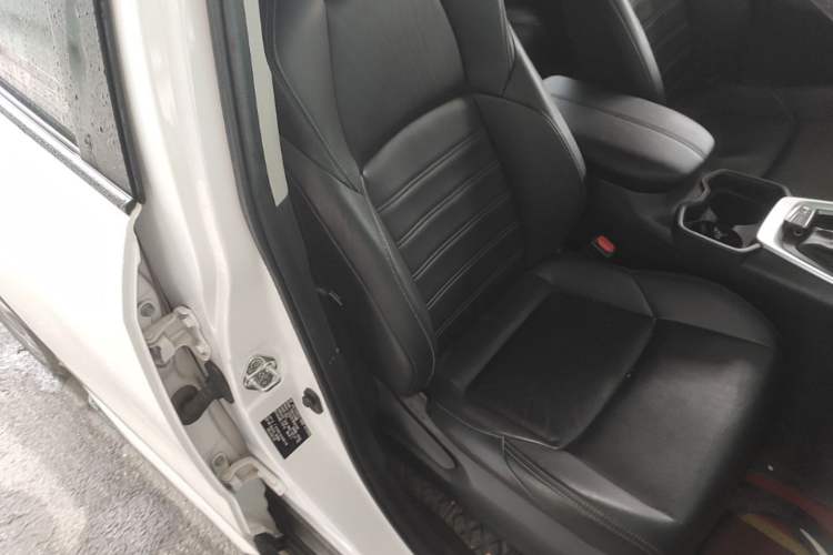 Used Toyota Wildlander 2021 2.0L CVT 4x4 Luxury Edition Right Front Seat