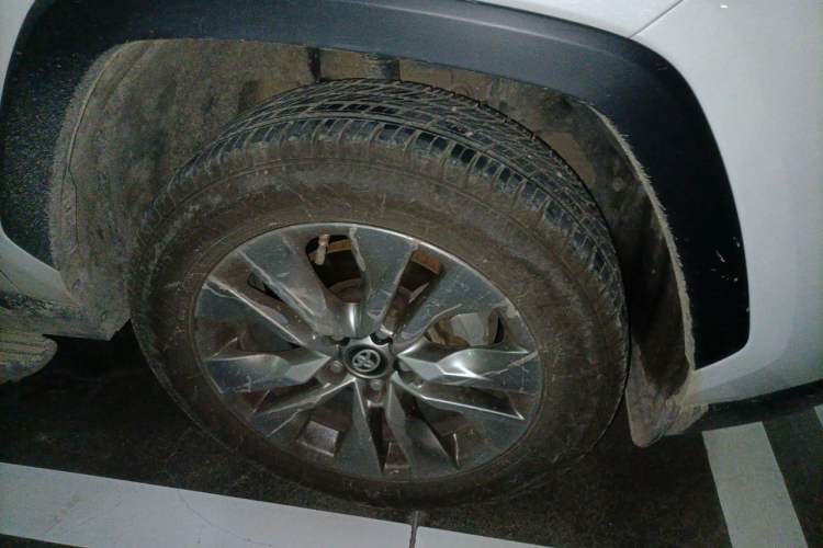 Used Toyota Wildlander 2021 2.0L CVT Two-Wheel Drive Luxury Edition Right Front Wheel Hub