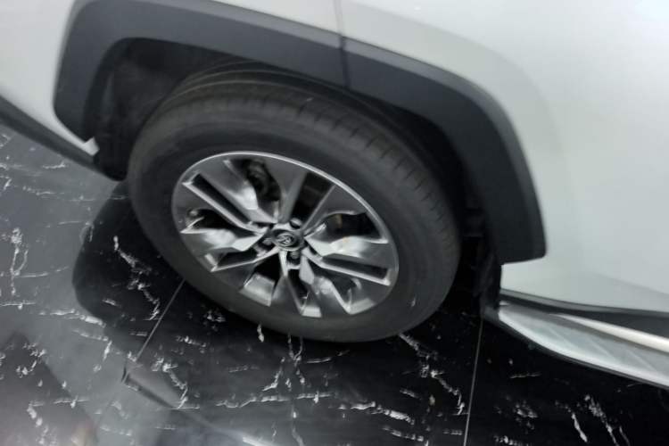 Used Toyota Wildlander 2021 2.0L CVT 4x4 Luxury Edition Right Rear Wheel Hub