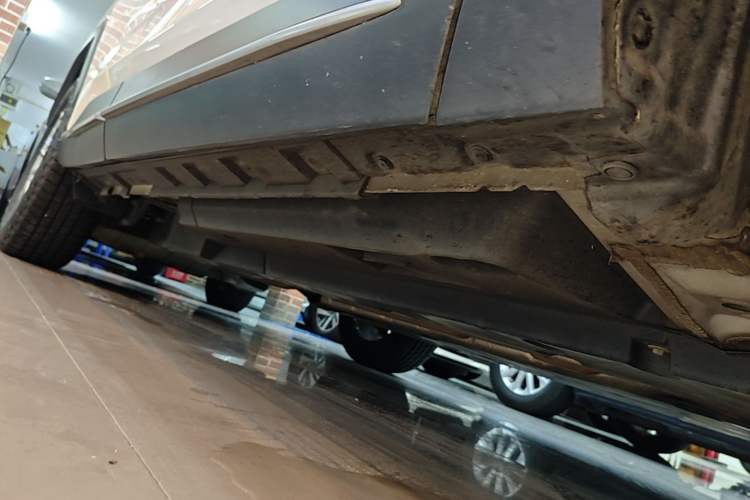Used Toyota Wildlander 2021 2.0L CVT 4x4 Luxury Edition Right Side Sill