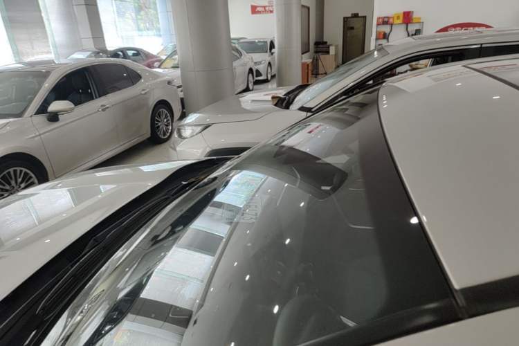 Used Toyota Wildlander 2021 2.0L CVT Two-Wheel Drive Luxury Edition Roof
