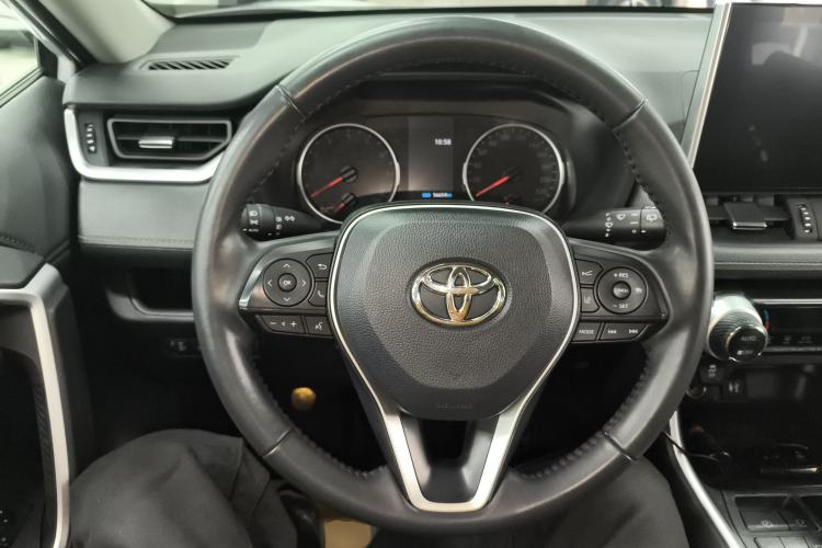 Used Toyota Wildlander 2021 2.0L CVT Two-Wheel Drive Luxury Edition Steering Wheel