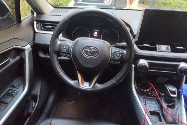 Used Toyota Wildlander 2021 2.0L CVT 4x4 Luxury Edition Steering Wheel