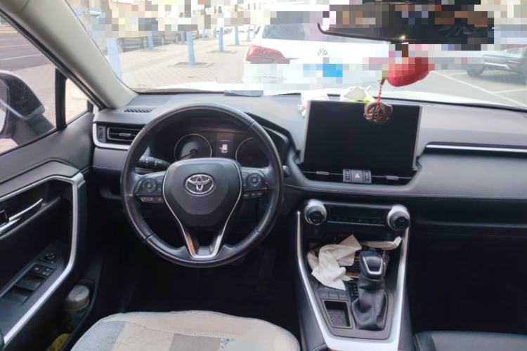 Used Toyota Wildlander 2021 2.0L CVT Two-Wheel Drive Luxury Edition Steering Wheel