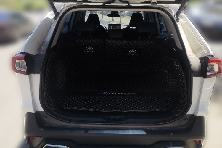 Used Toyota Wildlander 2021 2.0L CVT 4x4 Luxury Edition Trunk