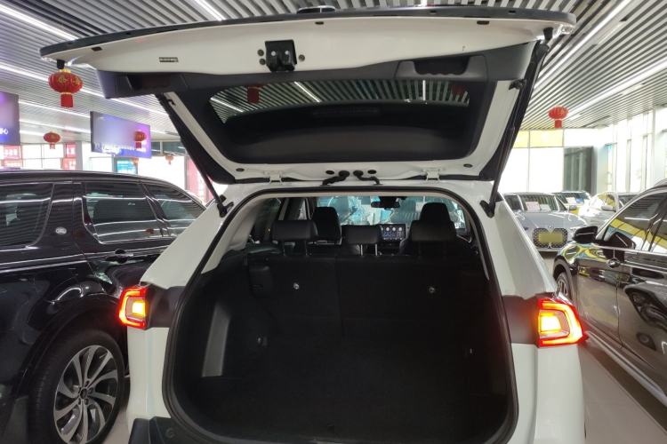 Used Toyota Wildlander 2021 Dual-Engine 2.5L E-CVT Two-Wheel Drive Luxury Edition Trunk