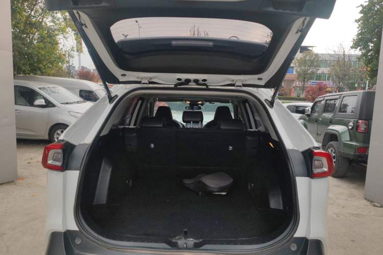 Used Toyota Wildlander 2021 Dual-Motor 2.5L E-CVT Four-Wheel Drive Luxury Edition Trunk