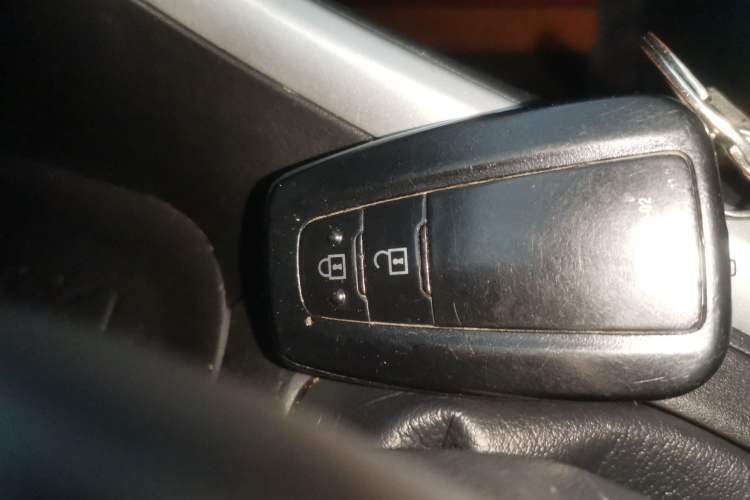 Used Toyota Wildlander 2021 2.0L CVT 4x4 Luxury Edition Vehicle Key