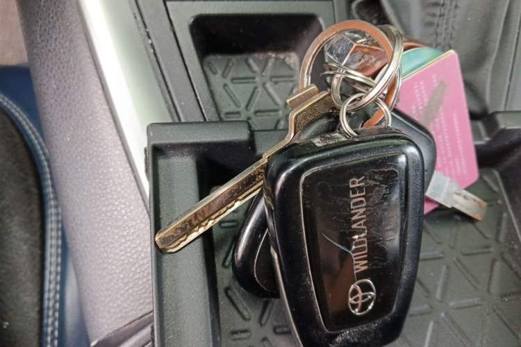 Used Toyota Wildlander 2021 2.0L CVT 4x4 Luxury Edition Vehicle Key