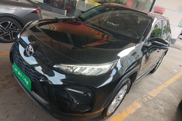 Ojetý Toyota Wildlander 2022 Updated Version 2.0L CVT Two-Wheel Drive Leading Edition
