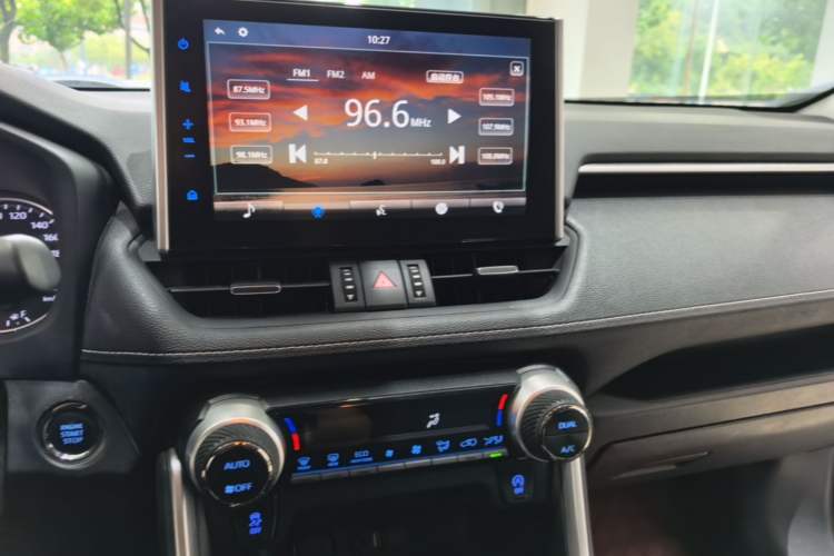 Used Toyota Wildlander 2022 2.0L CVT Two-Wheel Drive Luxury PLUS Edition Audio And AC Panel