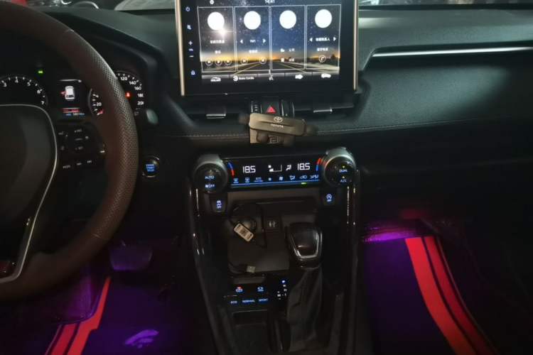 Used Toyota Wildlander 2022 2.0L CVT Two-Wheel Drive Luxury PLUS Edition Audio And AC Panel