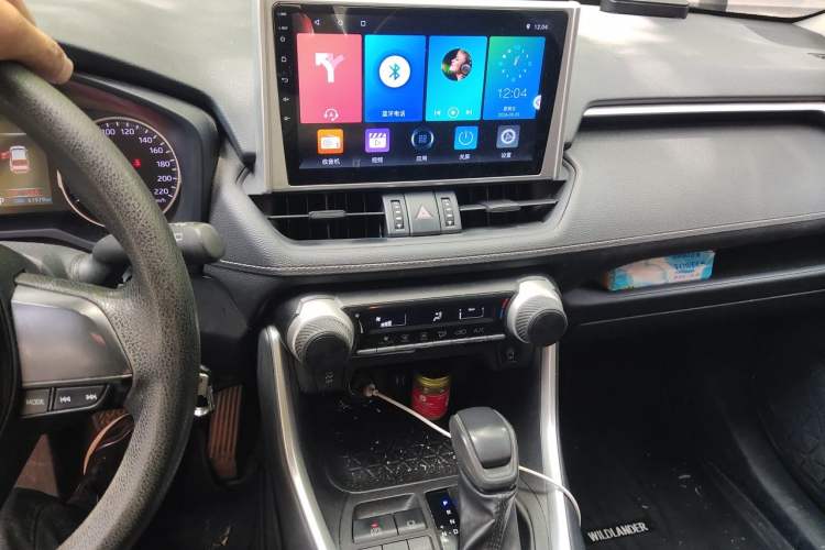 Used Toyota Wildlander 2022 2.0L CVT Two-Wheel Drive Leading Edition Audio And AC Panel