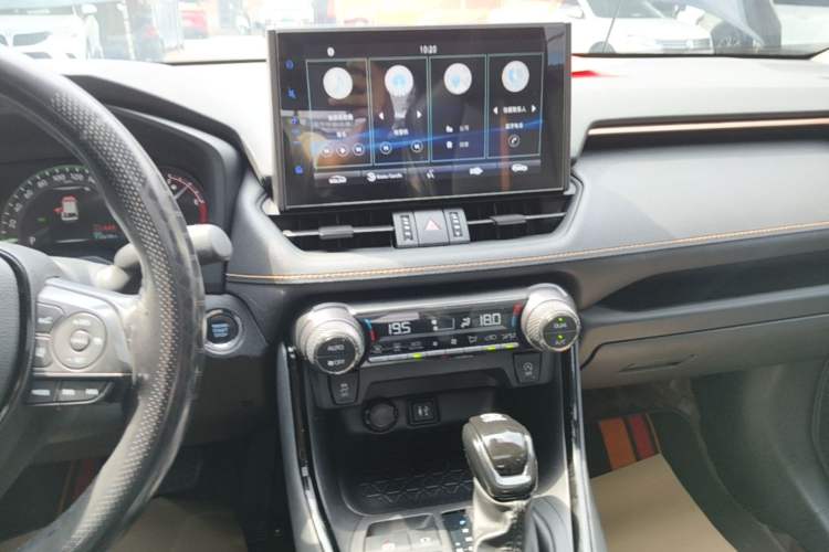 Used Toyota Wildlander 2022 2.0L CVT Two-Wheel Drive Knight Edition Audio And AC Panel