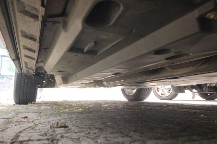 Used Toyota Wildlander 2022 2.0L CVT Two-Wheel Drive Leading Edition Chassis Front Right