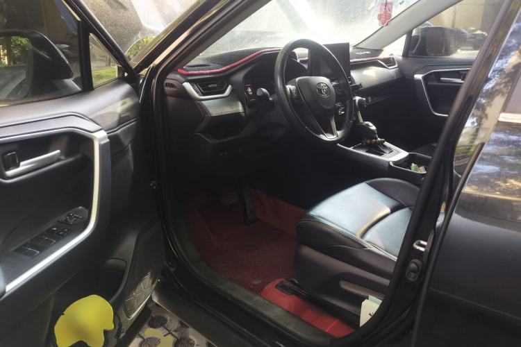 Used Toyota Wildlander 2022 2.0L CVT Two-Wheel Drive Urban Edition Driver Seat