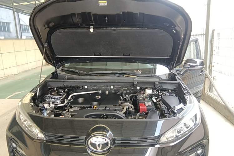 Used Toyota Wildlander 2022 2.0L CVT Two-Wheel Drive Luxury Edition Engine Bay