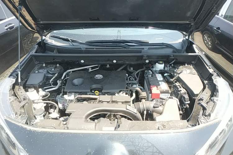 Used Toyota Wildlander 2022 2.0L CVT Two-Wheel Drive Luxury PLUS Edition Engine Bay