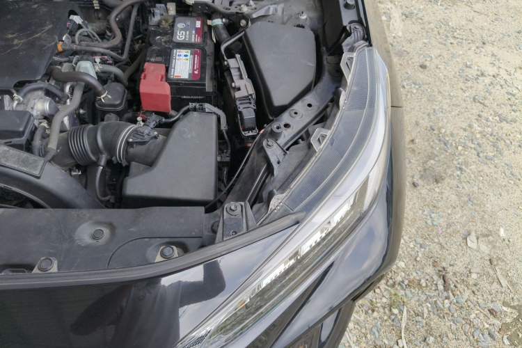 Used Toyota Wildlander 2022 2.0L CVT Two-Wheel Drive Luxury Edition Engine Bay Left