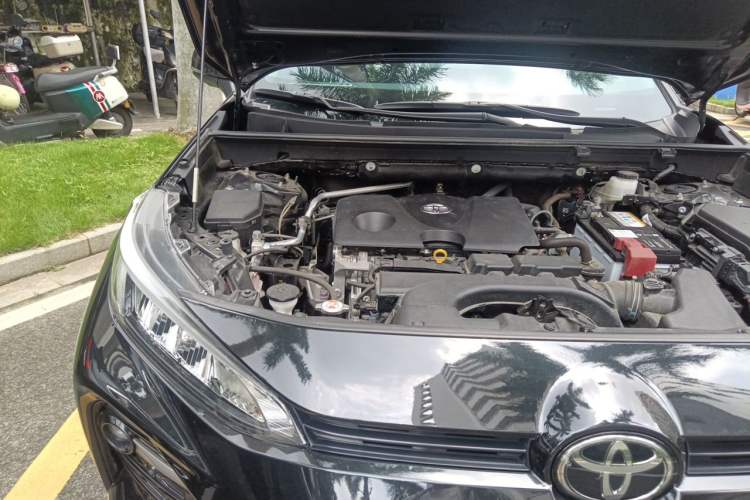 Used Toyota Wildlander 2022 2.0L CVT Two-Wheel Drive Luxury PLUS Edition Engine Bay Right