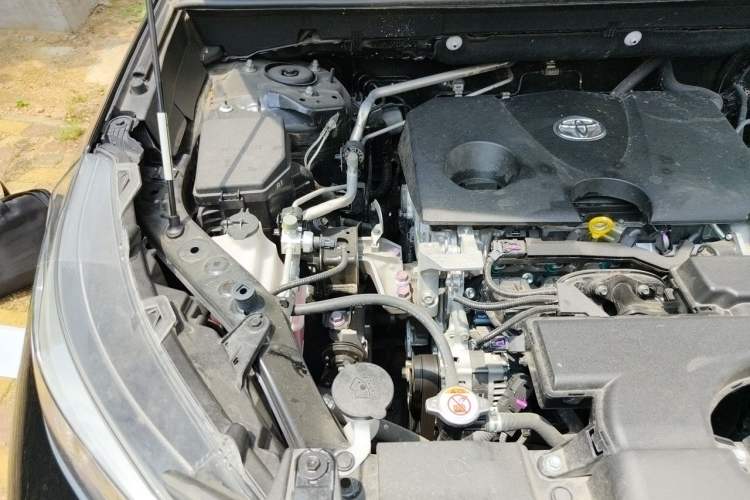 Used Toyota Wildlander 2022 Updated Version 2.0L CVT Two-Wheel Drive Leading Edition Engine Bay Right