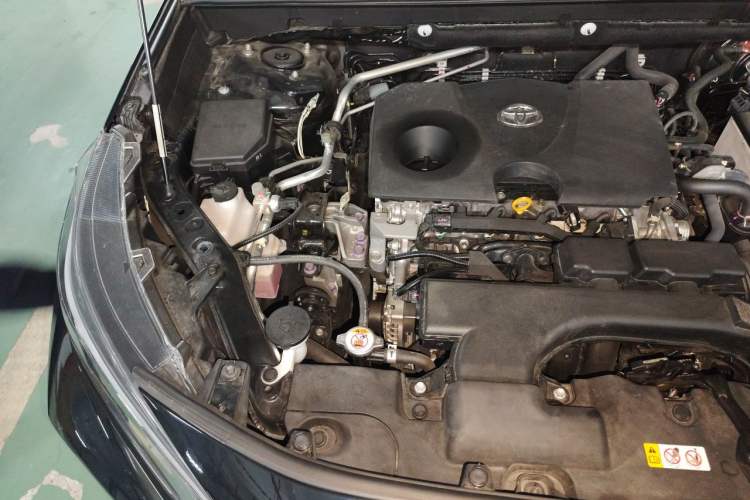 Used Toyota Wildlander 2022 2.0L CVT Two-Wheel Drive Luxury PLUS Edition Engine Bay Right