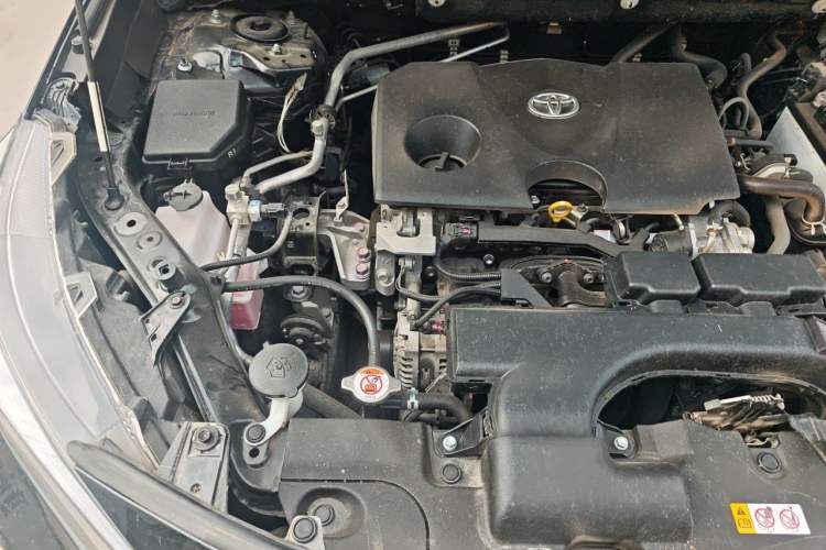 Used Toyota Wildlander 2022 2.0L CVT Two-Wheel Drive Luxury PLUS Edition Engine Bay Right