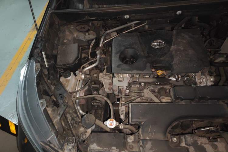 Used Toyota Wildlander 2022 2.0L CVT Two-Wheel Drive Luxury PLUS Edition Engine Bay Right