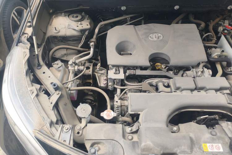 Used Toyota Wildlander 2022 2.0L CVT Two-Wheel Drive Luxury Edition Engine Bay Right