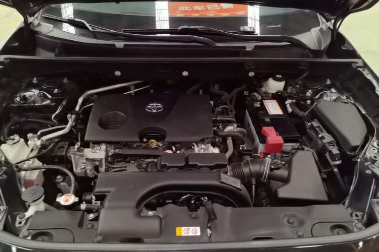 Used Toyota Wildlander 2022 2.0L CVT Two-Wheel Drive Leading Edition Engine Bay