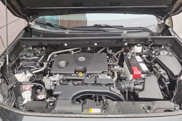 Used Toyota Wildlander 2022 2.0L CVT Two-Wheel Drive Luxury Edition Engine Bay