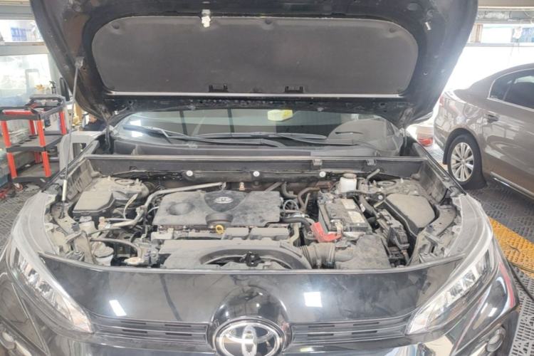 Used Toyota Wildlander 2022 2.0L CVT Two-Wheel Drive Luxury PLUS Edition Engine Bay