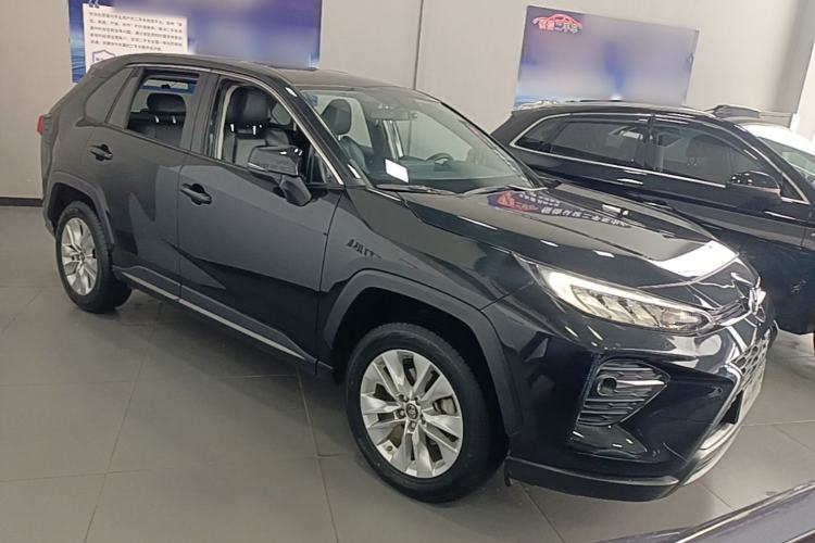 Used Toyota Wildlander 2022 Updated Version 2.0L CVT Two-Wheel Drive Leading Edition Exterior 1