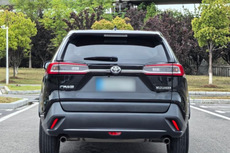 Used Toyota Wildlander 2022 Updated Version 2.0L CVT Two-Wheel Drive Leading Edition Exterior 1
